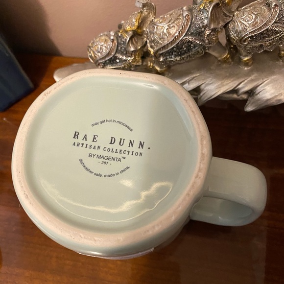 Rae Dunn 🇺🇸 “Think PAWsitive” mug - Picture 2 of 5